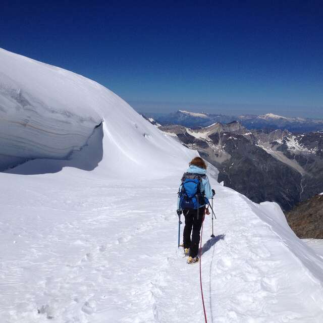 High mountain: 3 days to climb two 4000m peaks