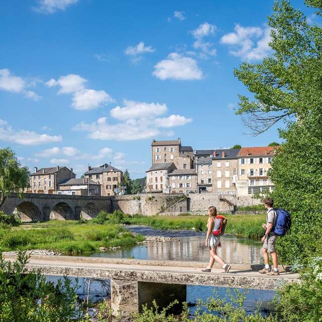 Etape GR65  Montfaucon-en-Velay- Saint-Jeures