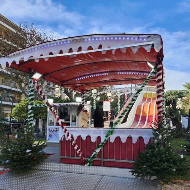 Un Noël à la montagne - Luges du père Noël