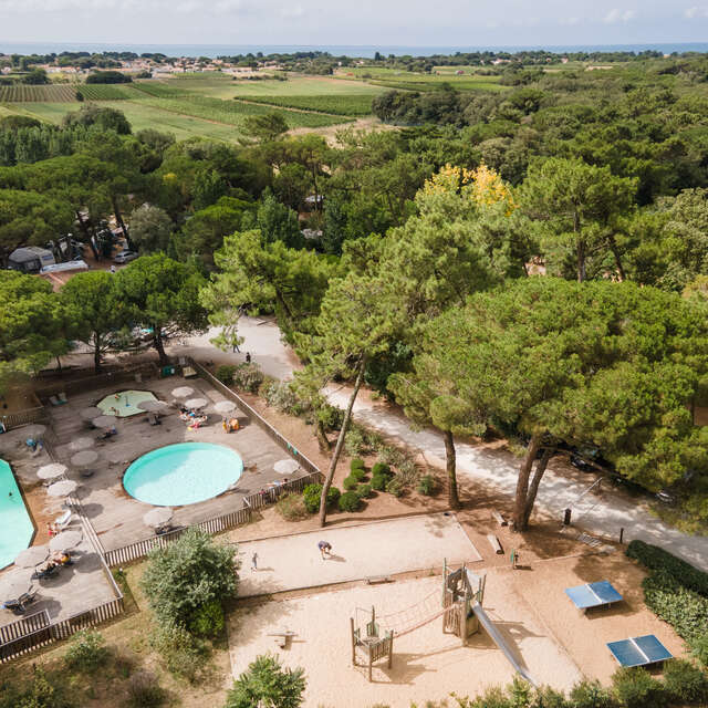 Camping Huttopia - Chardons Bleus