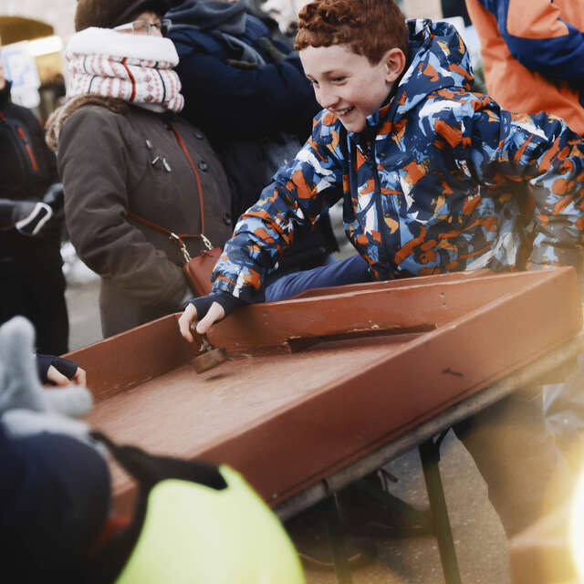 Salle hors sac : Jeux en bois géants