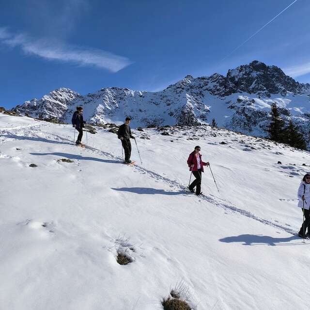 Randonnée en Raquettes - A la Découverte des Alpages Enneigés