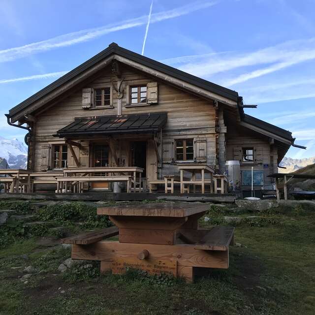 Cabane de Louvie