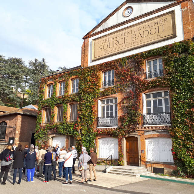 Guided tour of Badoit spring in Saint-Galmier