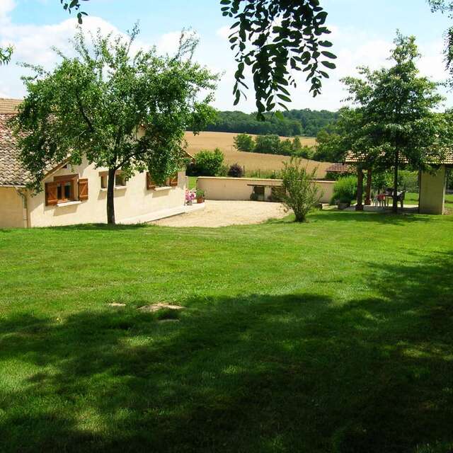 Ferienhaus in Montgizon