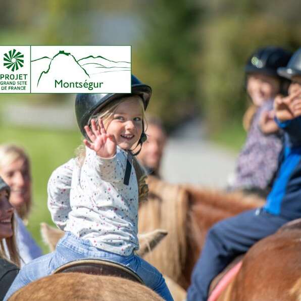 Excursion à cheval autour de Roquefixade