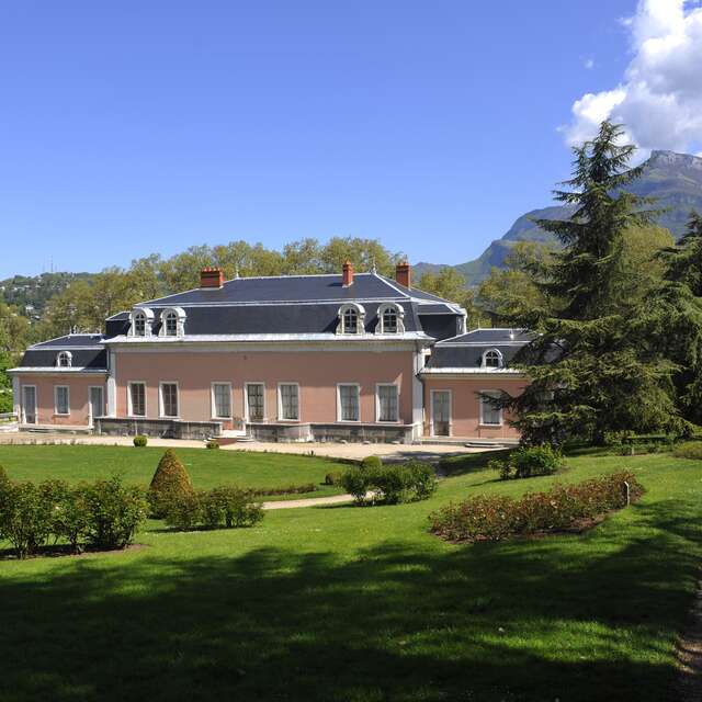 Parc de Buisson Rond et Château de Boigne