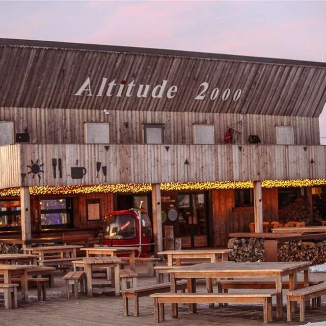Altitude 2000
