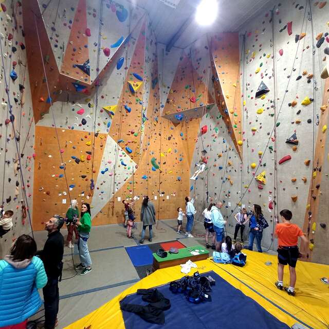 Mur d'escalade des Bretchs