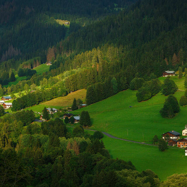 Hamlet and chapel of Saint Sauveur