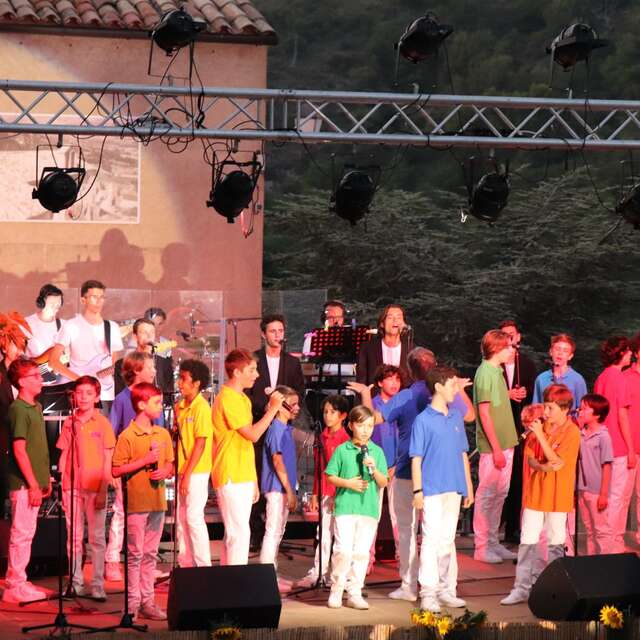 Repas concert avec les Petits Chanteurs d'Asnières