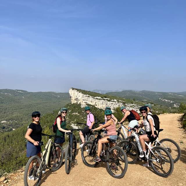 Location de VTT électrique dans le Garlaban - Journée