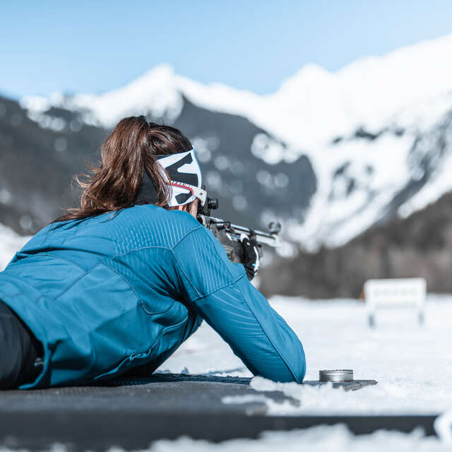 Biathlon 10 m rifle shooting: course for adults
