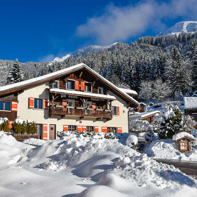 Chalet-Hôtel Gai Soleil