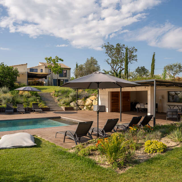 Un Nid en Provence