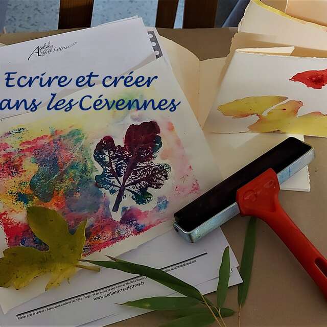 Explorez votre potentiel créatif : expression artistique, écriture, recyclage créatif sur demande