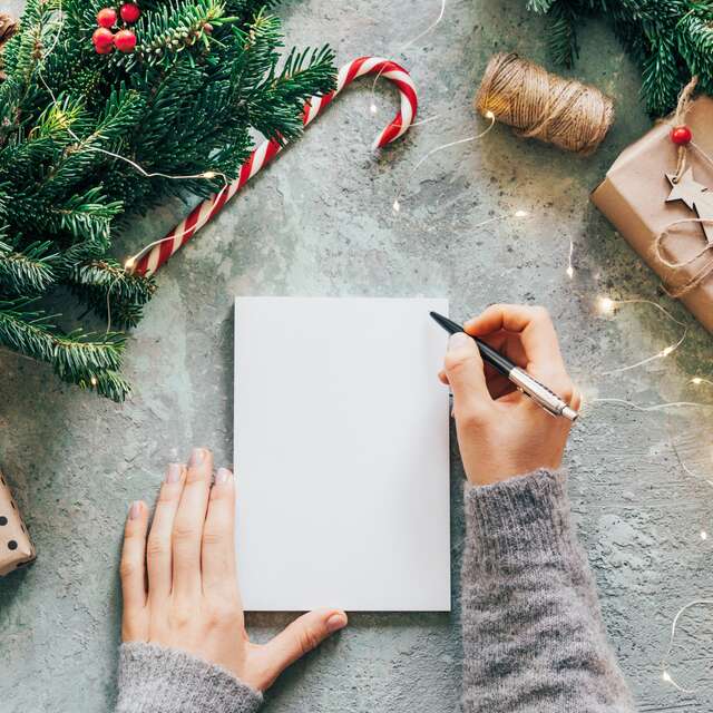 Creative New Year's workshop: making greeting cards