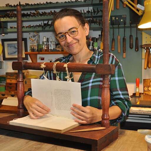 Atelier Reliure et Restauration livres Emilie Gamba