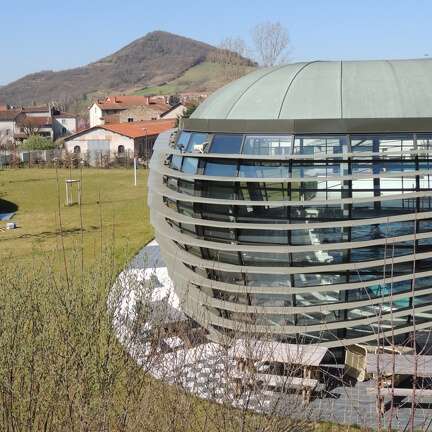 Plongez dans le centre aquatique