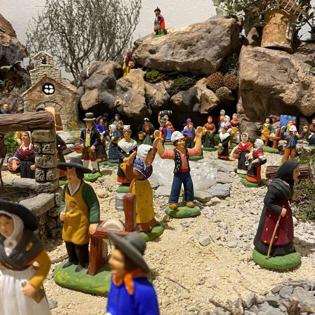Ausstellung von Krippen und Santons