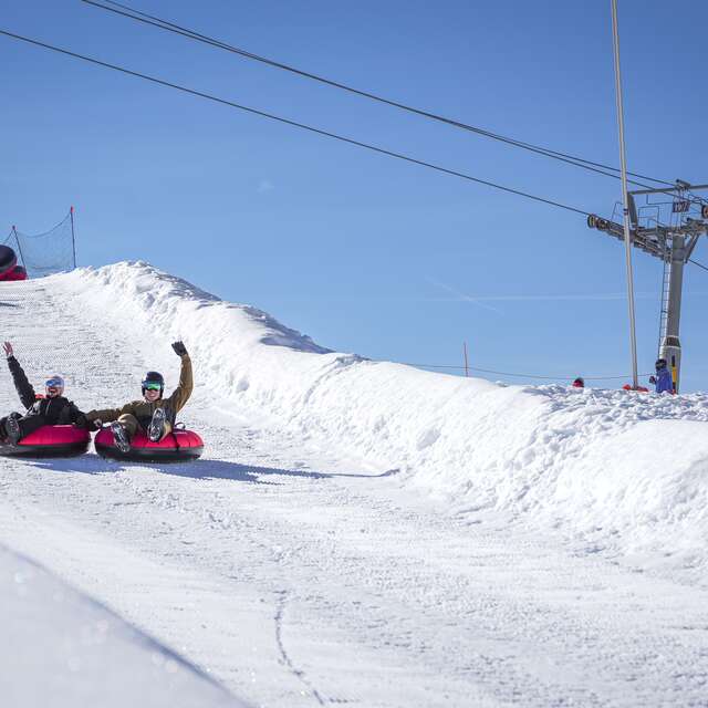 Snowtubing track