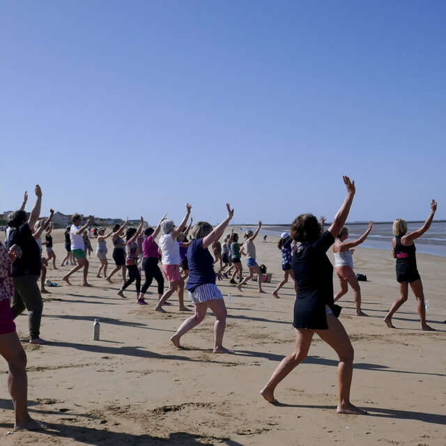 Zumba Fitness Yoga