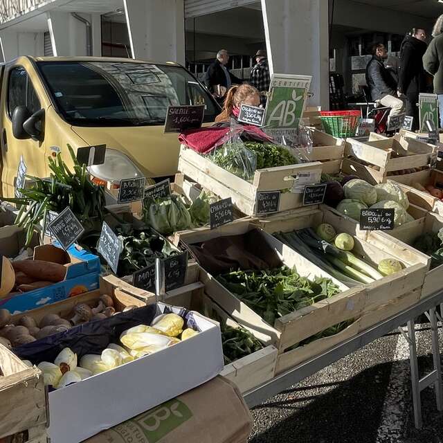 Marché hebdomadaire de Bagard