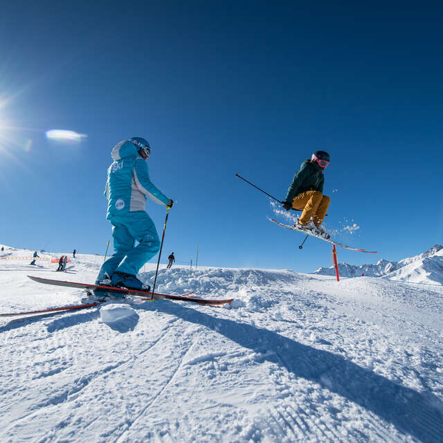 Multi-slide - Internationale Ski School St Christophe