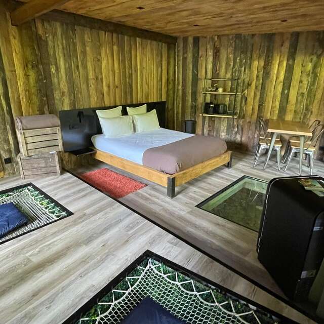 Lodge Insolite du Ruisseau du Moulin de Cramans