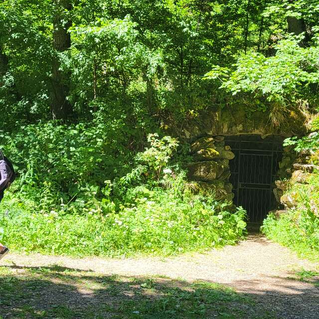 Les p'tits explorateurs et les légendes de la Fontaine de l'Ours