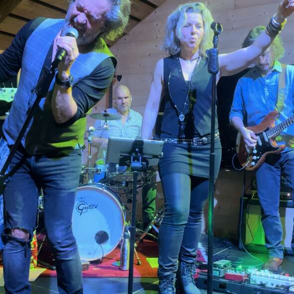 Rock concert evening with Big Balls at Toî du Monde