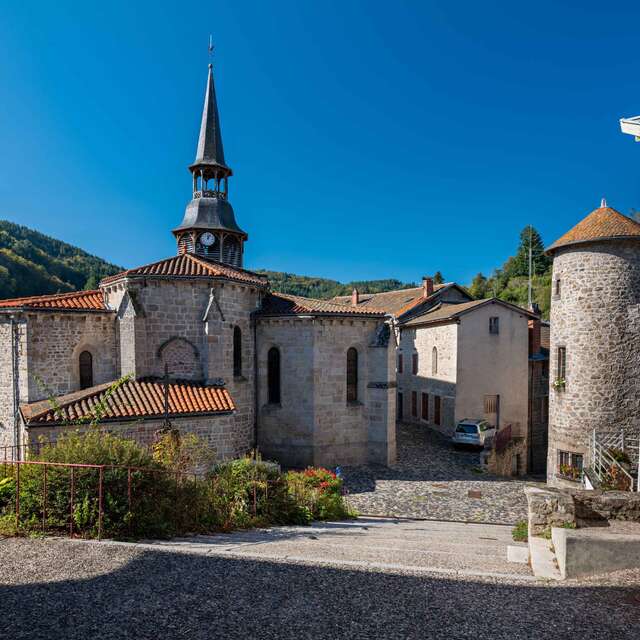 Visite guidée d'Olliergues, entre pittoresque et modernité