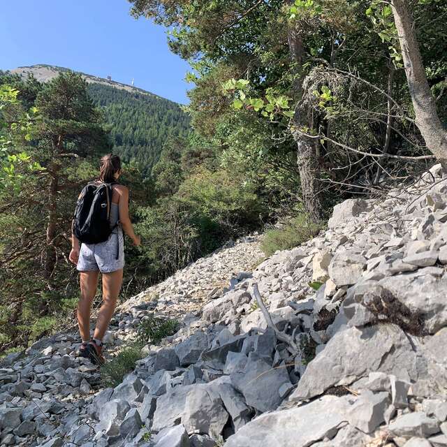 SAINT-LEGER-DU-VENTOUX - Ascension du Ventoux Face Nord