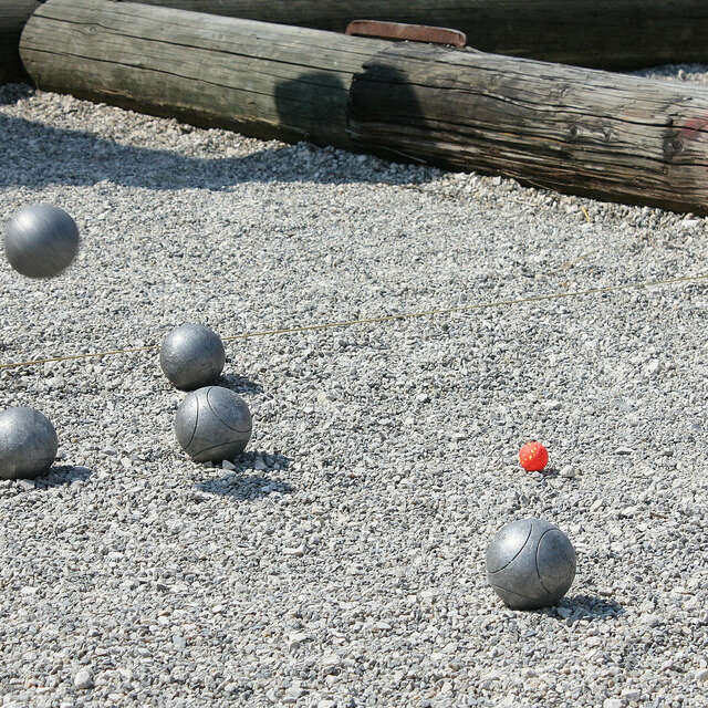Pétanque en nocturne