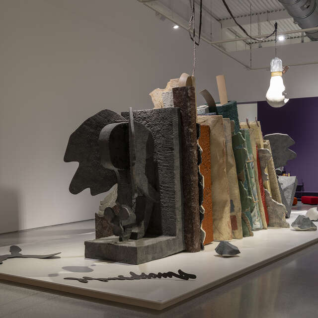 Exposition - À déchiffrer. Suivre les traces dans les collections