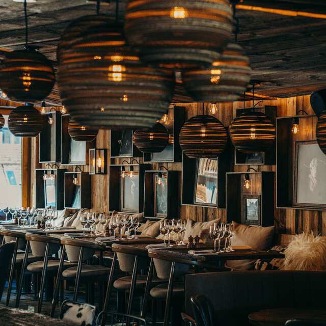 La Cabane Restaurant