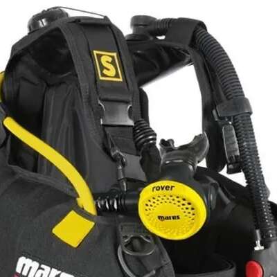 Diving equipment rental