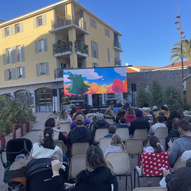 Cinéma en plein air : "Le Grinch"
