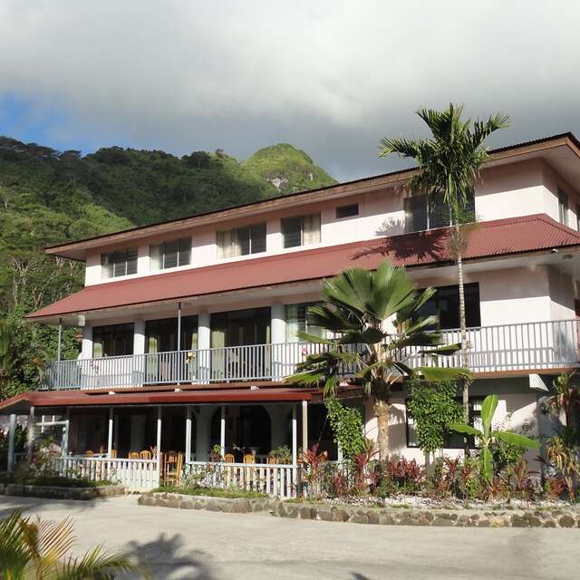 Huahine Lodge