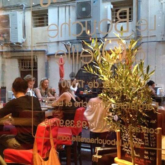 Le Bouche à Oreille (BÀO)