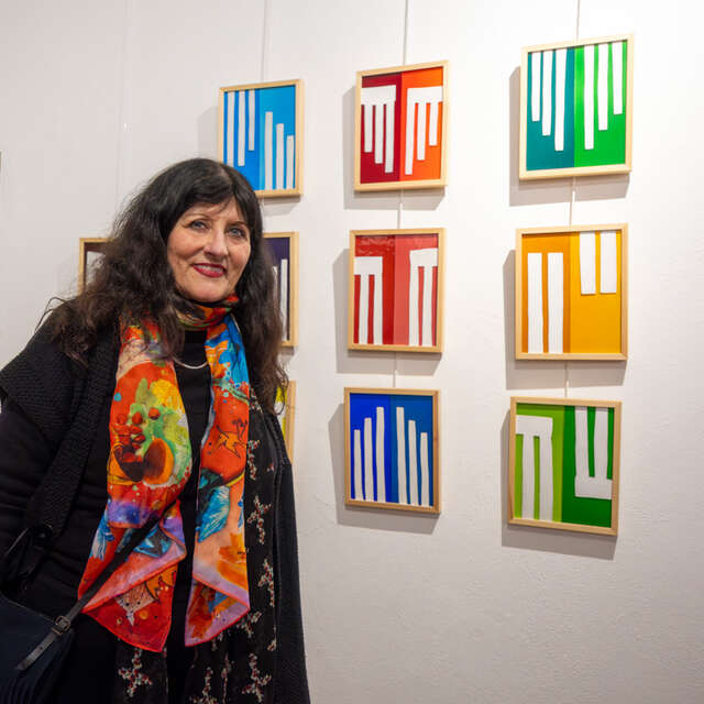 Ausstellung von Glasmalereien von Coline Fabre