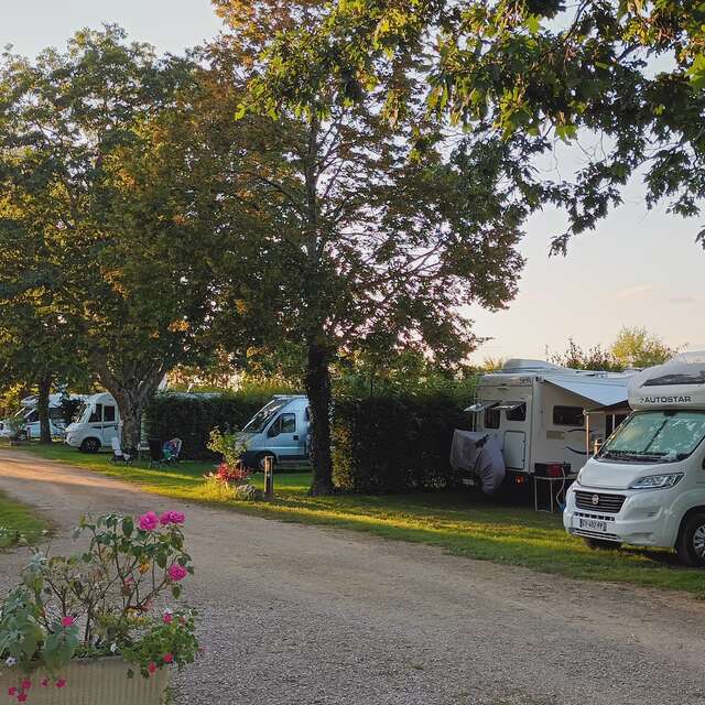 Camping du Coq de mantenay-Montlin