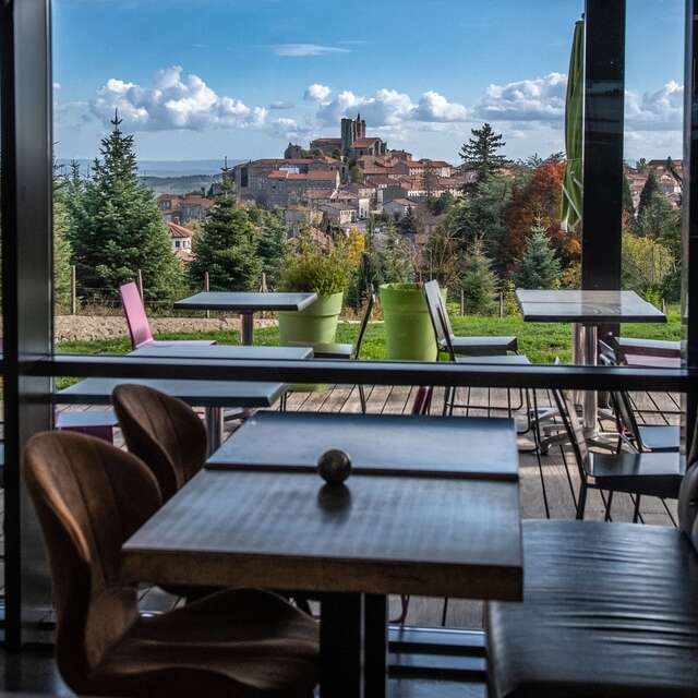 L'Aventure OBUT® - Le Restaurant "Carré Pétanque"