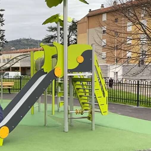 Aire de jeux des Prés ST Jean