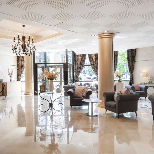 Residhome Paris Evry Appart Hotel