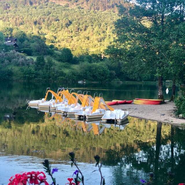 Location de canoës, pédalos et paddles au Carbet