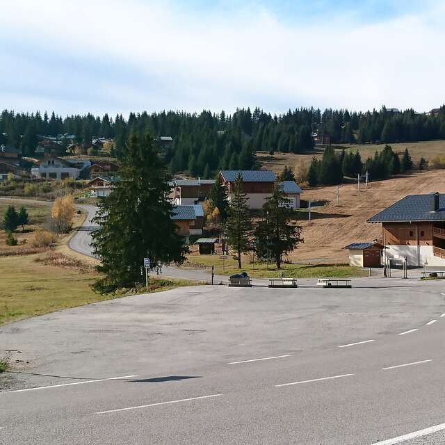 La Traie bus park