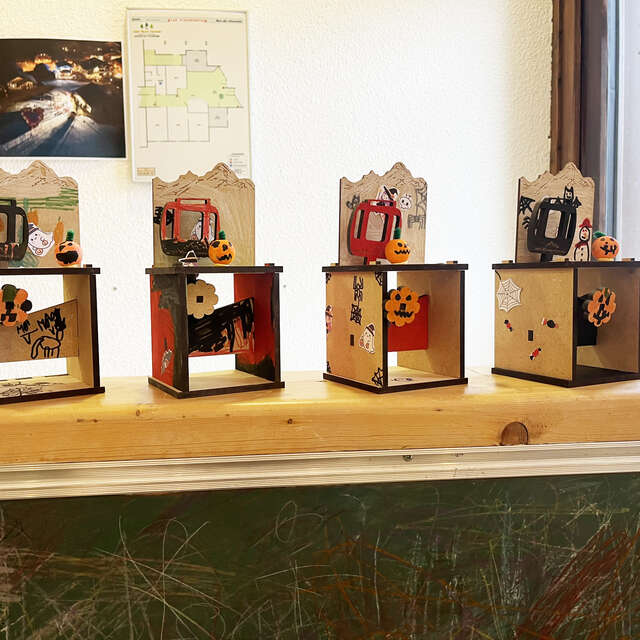Creative workshop: build your own wooden automaton!