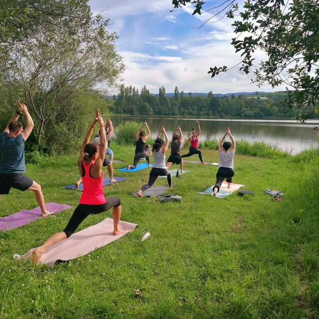 Yoga Vinyasa à l'étang de Vidrieux