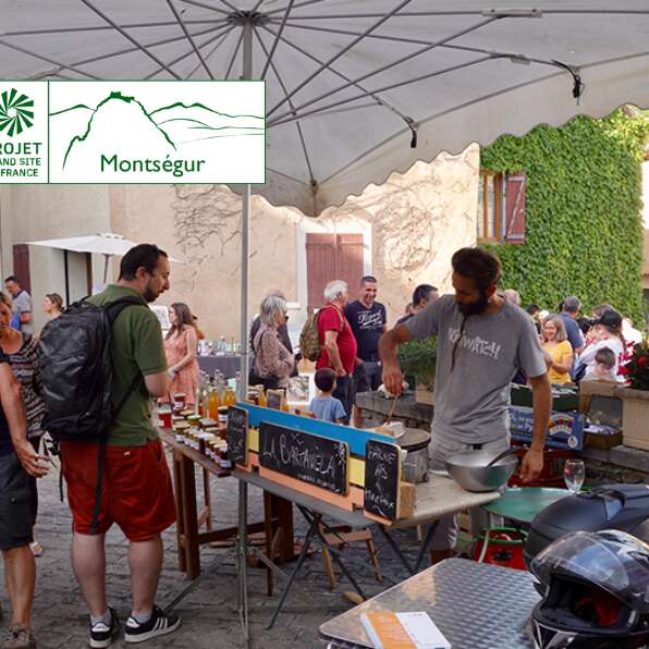 Marché gourmand des producteurs locaux